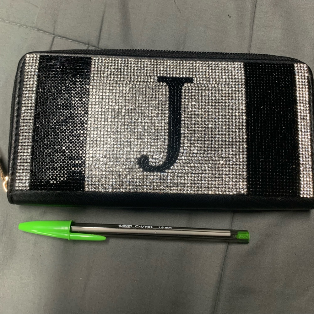 Wallet letter “J”